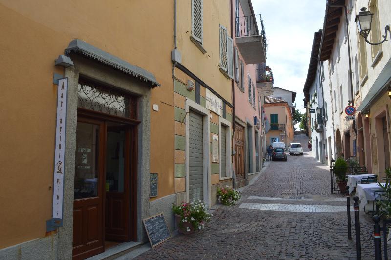 Marcarini Agriturismo 네비글레 외부 사진